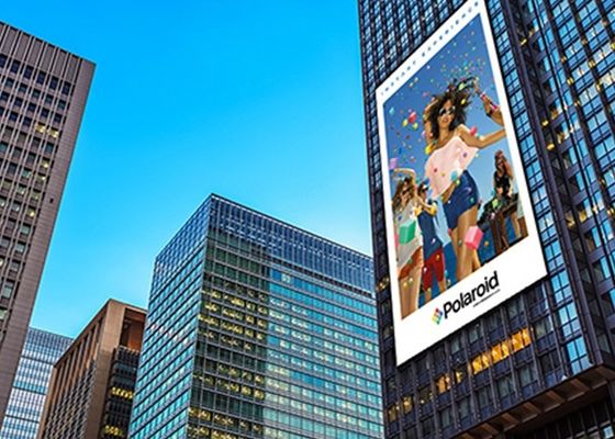 Màn hình LED đủ màu ngoài trời 320 * 320mm P10 Chống nước IP65 với chế độ quét 1/2 giây