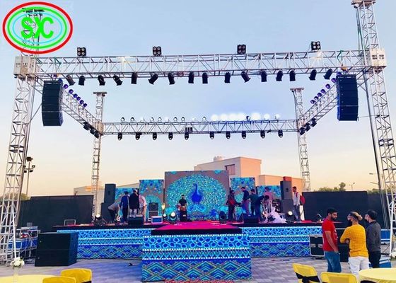 P6 Bên ngoài màn hình LED đầy màu 192x192mm Tủ 5000cd / M2 Độ sáng