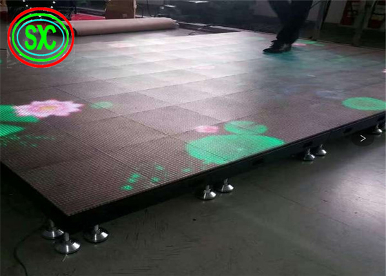 Bảng hiệu kỹ thuật số đứng trên sàn màn hình LED trong nhà SMD2121 P3.91