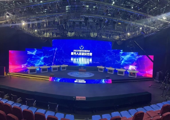 Quảng cáo P5 Indoor Full Color LED Display IP34 1/16 Scan smd2121