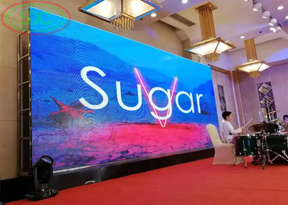 P2.6 P2.9 P3.91 Nhà thờ Công cộng Nội thất LED Video Wall Screen Cho thuê Bức sân khấu