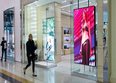 Bảo trì phía trước màu đầy đủ LED Digital Signage Signage 10mm Pixel Pitch Iron Cabinet
