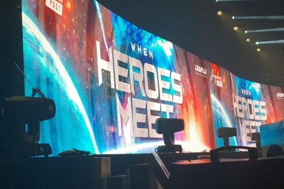 Super Slim HD SMD Indoor Stage Full Color P5 LED Display Screen Video Wall Tốc độ làm mới cao