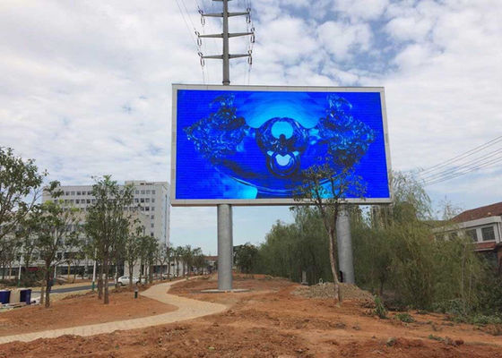 P3.91mm Bên ngoài Kiểm soát nước LED tòa nhà Video Wall 250x250mm Full Color