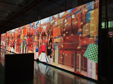 Full Color P20 Outdoor Waterproof Advertising LED Display Bao bì hộp hàng không