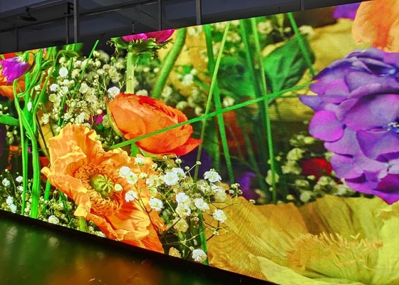 Màn hình LED nội thất 2 mm Tường video độ phân giải cao cho quảng cáo trung tâm mua sắm