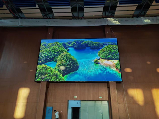 SMD1515 800cd/m2 Indoor Curved Led Display P2.5,thẻ Novastar