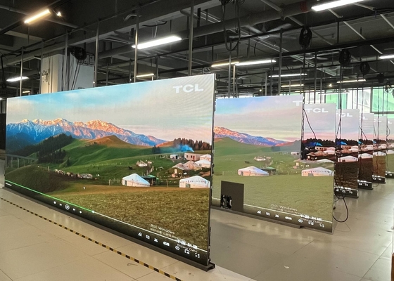 P4 Full Color Indoor LED Video Wall Screen 80 * 40 Module Resolution Bảng quảng cáo