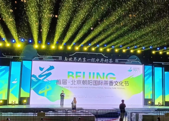 Indoor Flexible Ultra HD Small Pitch LED Billboard Full Color P2.5 SMD Độ phân giải cao