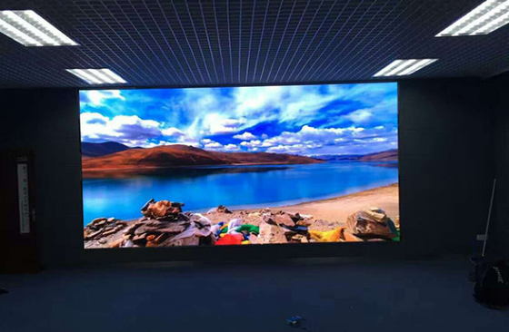 Nội thất treo màn hình LED cho thuê Smd, P2 Full Color LED Signage 3 năm bảo hành