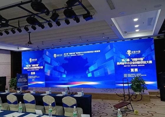 P3.91 Màn hình LED đầy màu trong nhà có độ nét cao/Bảng quảng cáo LED sân khấu, tuân thủ FCC