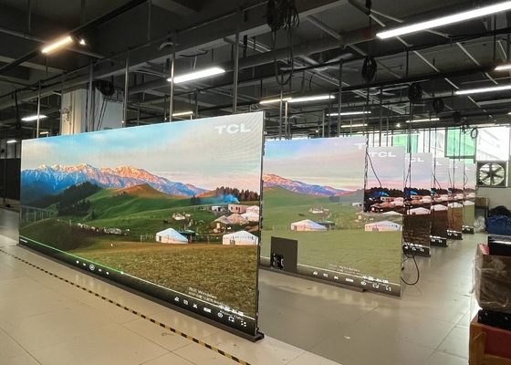 SMD LED Video Screen Die-Cast Aluminum P4 / Indoor Stage LED Display với mật độ 62,500/M2