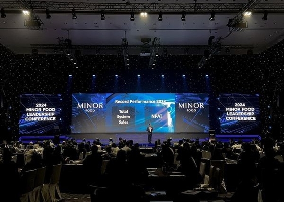 Thuê trong nhà Uhd P1.923 Led Display Rgb Led Billboard 246x246mm Kích thước mô-đun