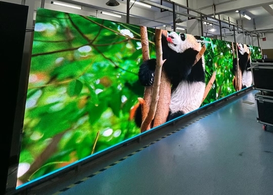 Màn hình cho thuê linh hoạt lớn Không có màn hình smear 1/32 Scan HD 1R1G1B P2.5mm LED Screen Board