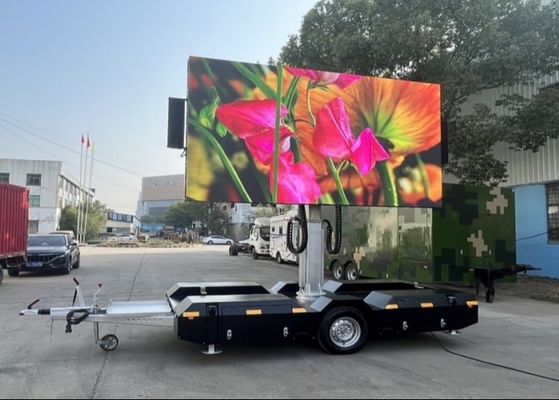 Chiếc xe tải di động Full Color Cho thuê P2.6 Indoor LED Screen Cho thuê HD Stadium