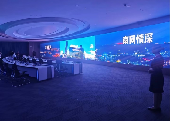 Chiếc màn hình cho thuê có thể tháo ra HD Glass Crystal Chip P5 màn hình LED trong suốt