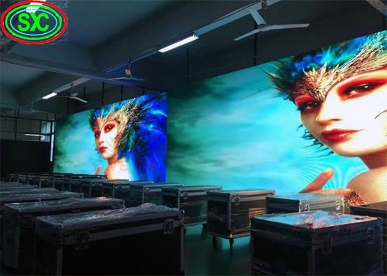 Khung nhôm die-cast Đơn giản cài đặt Mô-đun độ phân giải SMD P4 Indoor HD Full Color LED Display
