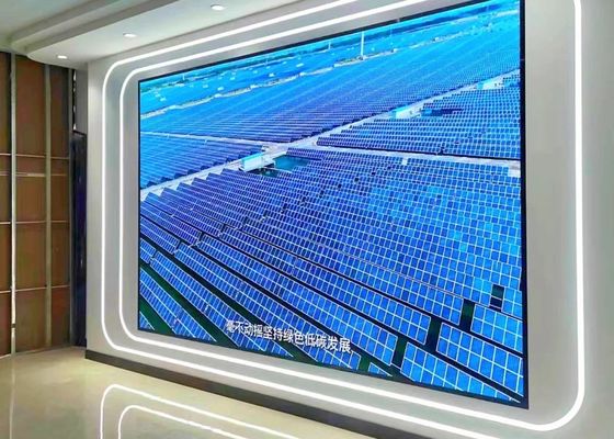 Màn hình LED Poster P3.91 trong nhà siêu mỏng di động với chân đế gập COB
