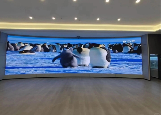 P1.667 Small Pitch SMD LED Display 200 * 150mm Module Wafer Chip Dẻo và chống nước