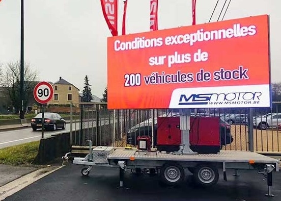 Màn hình quảng cáo ngoài trời chống nước LED Truck hiển thị P6 độ sáng cao Epistar Chip