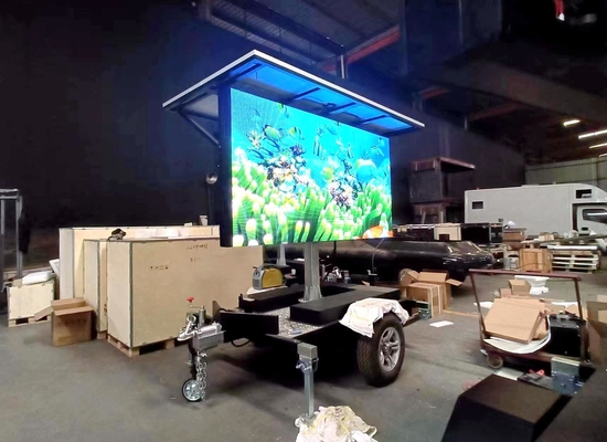 Màn hình quảng cáo ngoài trời chống nước LED Truck hiển thị P6 độ sáng cao Epistar Chip