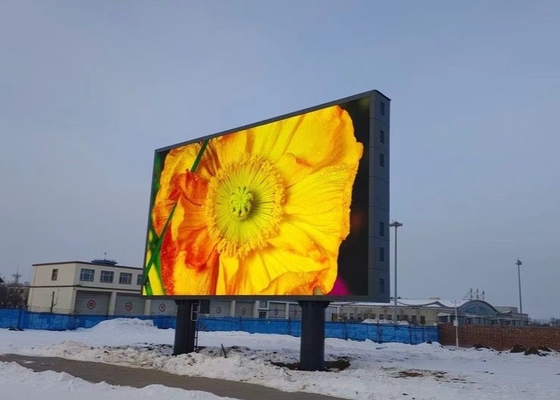 Small Pitch P2.5 Outdoor Advertising LED Billboard Độ sáng cao màn hình LED đơn &amp; hai màu độ cao