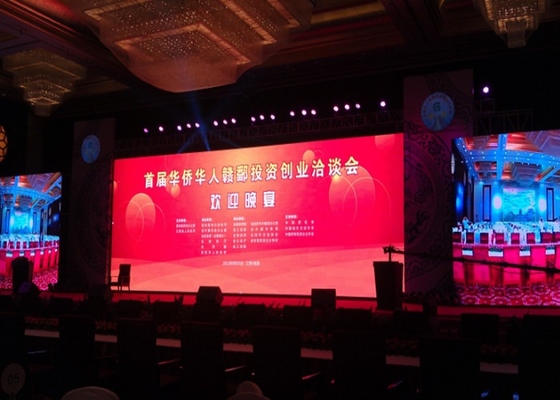P6 Màn hình nhôm chống nước đầy màu LED đúc đúc môi trường thân thiện