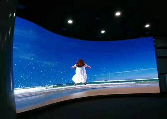 Thiết lập cố định Iron Box LED Video Wall HD P2.5 Indoor LED Display Screen SMD