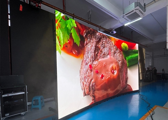 Thiết lập cố định Iron Box LED Video Wall HD P2.5 Indoor LED Display Screen SMD