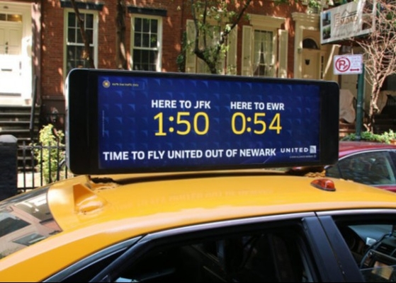 Quảng cáo Xe ô tô Thông tin LED Biểu tượng hai mặt ngoài trời HD Taxi RGB đầy màu sắc