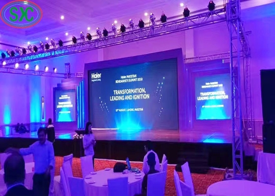 Thuê trong nhà P2 RGB màn hình LED có độ phân giải cao độ nét cao linh hoạt không chậm