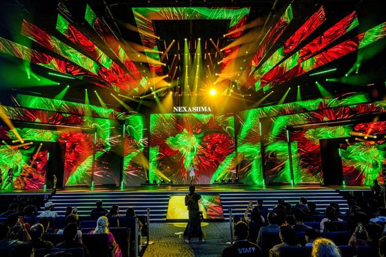 Giá tốt Tiết kiệm năng lượng Ultra Thin P4 RGB LED Cho thuê màn hình Full Color Waterproof LED Screen 42500 Dots/Square Meter trực tuyến
