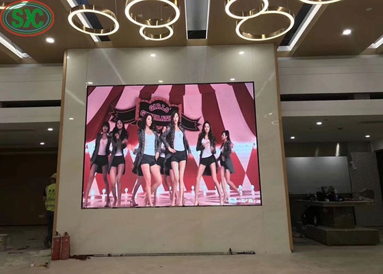 P2 RGB Indoor LED Display SMD 1/32 Scan Độ sáng cao Thích hợp cho Trung tâm mua sắm cho thuê