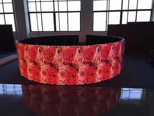Màn hình LED đầy màu ngoài trời P10 Pilar Screen IP65 Kích thước lớn 1/4 Chế độ quét