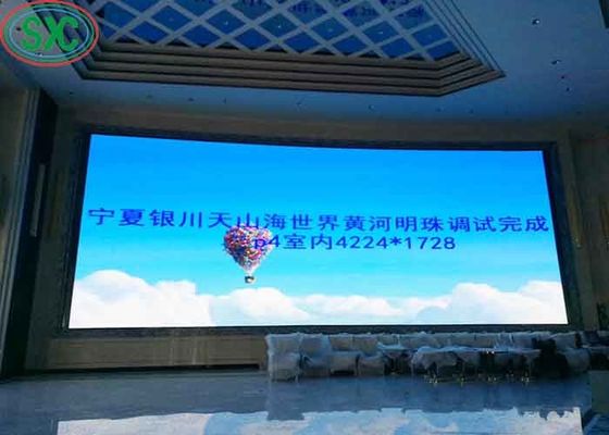 Giá tốt SMD2121 P4 Indoor RGB LED Die-Casting Aluminum Screen Full Color Display Cụ thể trực tuyến