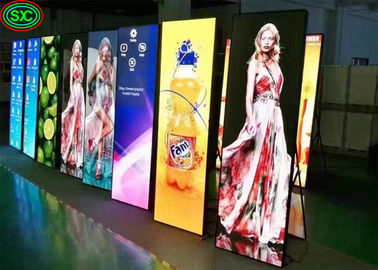 Cửa hàng quần áo P2.5 Poster Mirror Indoor Full Color LED 192mm X 192mm màn hình LED đầy màu