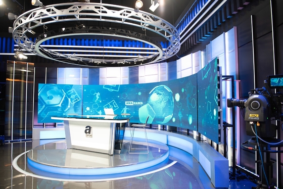 P3 Indoor LED Video Display Panel với độ sáng 2500nits và thiết kế kết nối cắm không khí