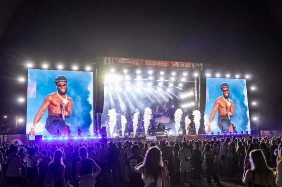 High Brightness Rental Module Curve Screen Square Outdoor Full Color LED Display (Mô-đun cho thuê độ sáng cao)