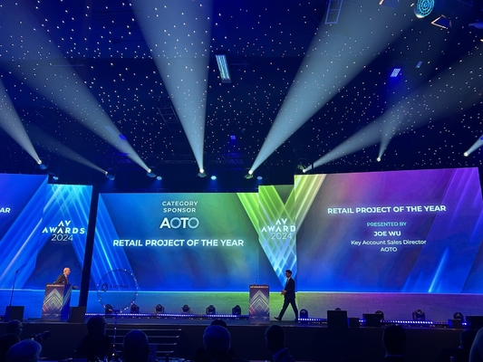 Tỷ lệ làm mới cao P3.91 500 * 1000mm Không thấm nước ngoài màn hình LED Video Wall Truss cho sự kiện