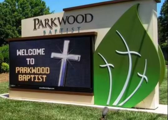 SMD3535 Die Casting Box/Rental LED Display P3.91 ngoài trời Độ sáng cao Kiểm soát nước 500*1000mm Màn hình lớn