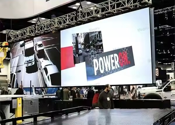HD Indoor Full Color LED Display Chiếc màn hình nhôm 2500 CD / Sqm Với góc nhìn