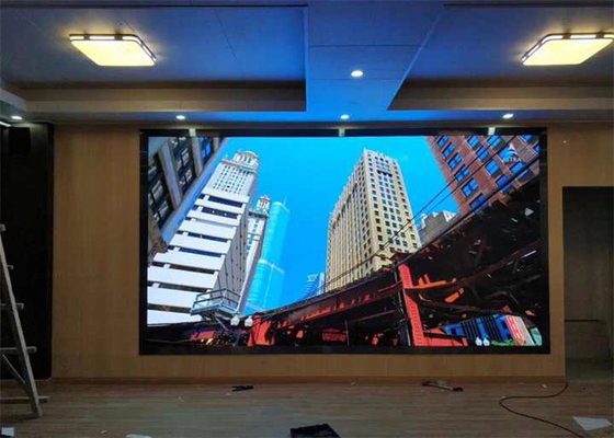 Màn hình LED cố định / hộp sắt trong nhà P2.5 Màn hình LED cho thuê 1R1G1B Pixel