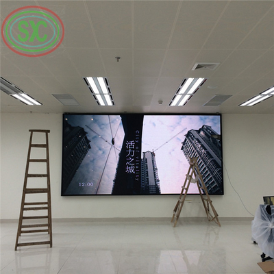 Thép / đúc nhôm màn hình LED đầy màu cho tường video 7 năm tuổi thọ và 3 thời gian góc nhìn tốt nhất 2m-10m