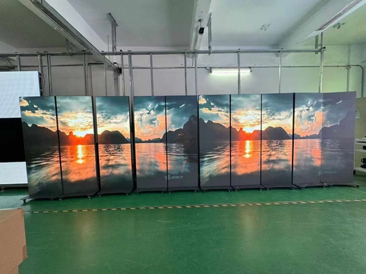 680x2000mm màn hình LED poster với cấu hình màu 1R1G1B và tủ nhôm