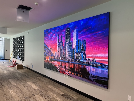 HD Cho thuê Flexible Flicker Free P10 LED Display Box 1/4 Chế độ quét IP67