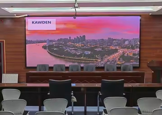 P4 Indoor Aluminum Panel HD Waterproof SMD LED Screen Bảng quảng cáo 1R1G1B Cho thuê