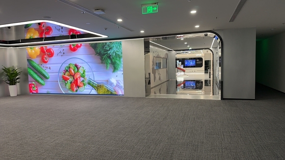 Nội thất P4 LED Flexible Film Group Full Color Slim 62500 điểm / mét vuông