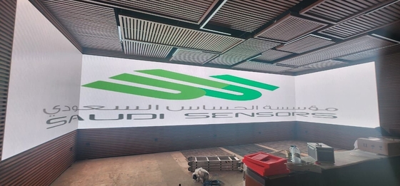 P4 RGB Cho thuê tấm màn hình LED trong nhà bằng nhôm đúc, 1/16 Quét màn hình LED Video Wall IP34 HD Dễ dàng