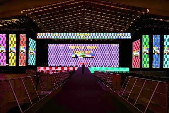 P3.91 Thuê ngoài trời Đĩa đúc nhôm RGB LED màn hình LED tường NOVA hệ thống