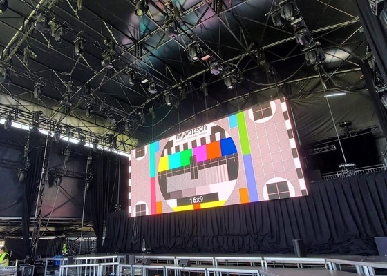 Poster RGB màn hình LED 2.5MM Pixel Pitch Tốc độ làm mới cao 1920HZ Bên trong nhà